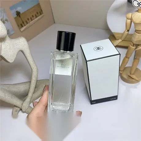 Chanel N°18 — photo 3