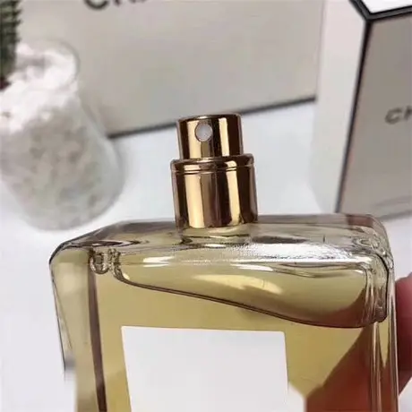 Chanel N°5 — photo 1