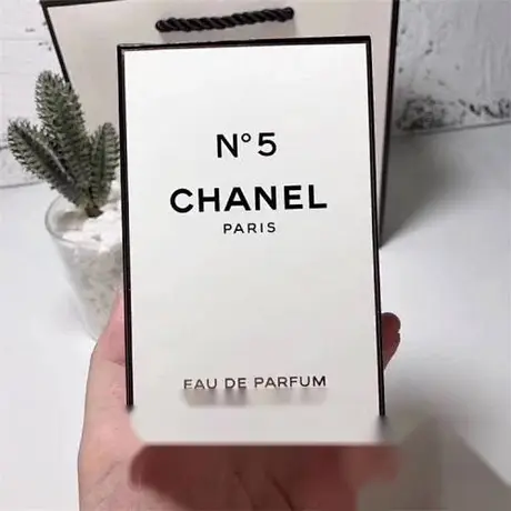Chanel N°5 — photo 4