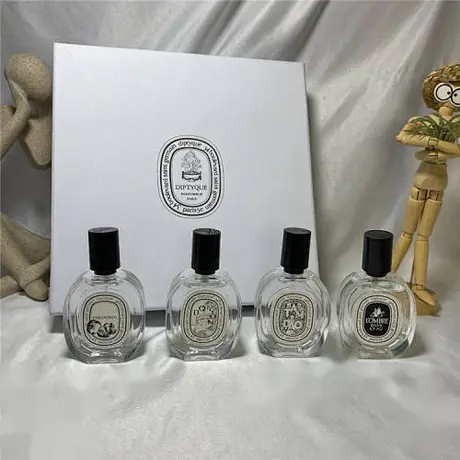 Diptyque Coffret 4 eaux de parfum — coffret blanc — photo 2
