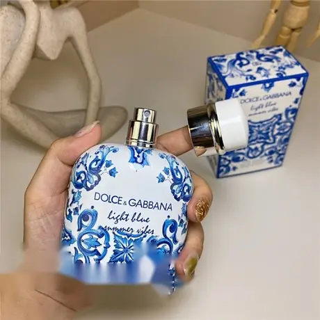 Dolce & Gabbana LIght Blue Summer Vibes — photo 2