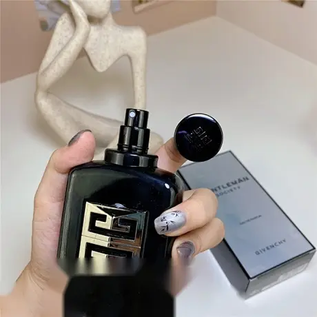 Givenchy Gentleman Society — photo 2