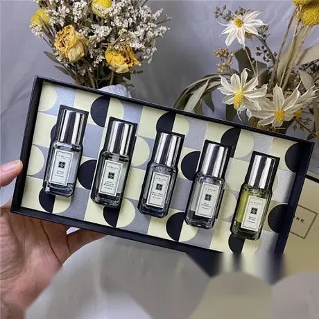 Jo Malone Coffret Christmas Cologne Collection bleu — photo 4