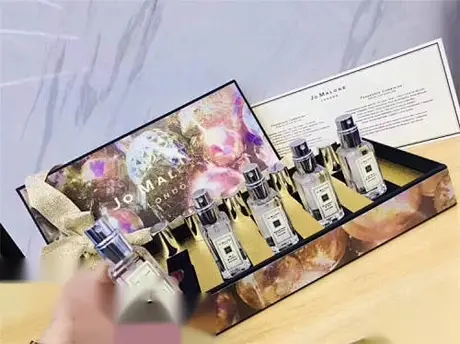 Jo Malone Coffret 5 miniatures édition limitée — photo 1