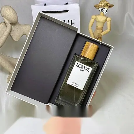 Loewe 001 Woman — photo 1