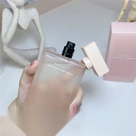 Narciso Rodriguez Musc Nude — photo 3