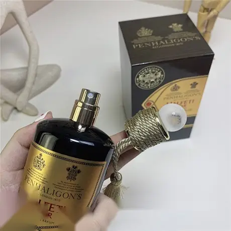 Penhaligon's Halfeti Cedar — photo 1