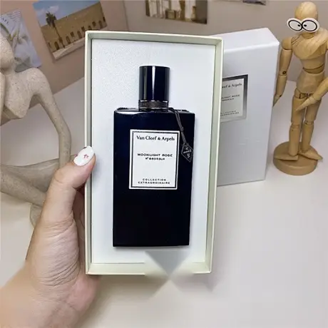 Van Cleef & Arpels Moonlight Rose — photo 5