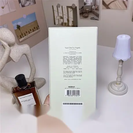 Van Cleef & Arpels Orchidée Vanille — photo 1