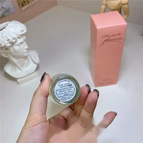 Estée Lauder Pleasures — photo 2