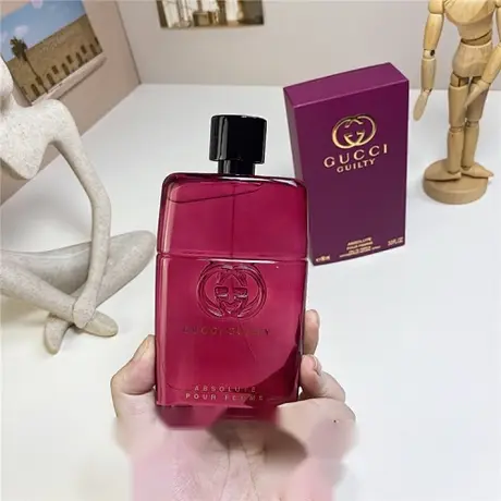 Gucci Guilty Absolute Pour Femme — photo 1