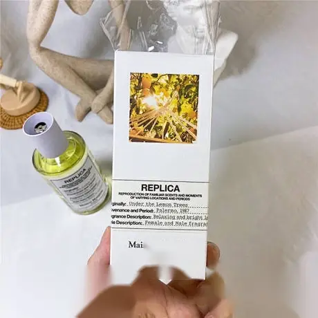 Maison Margiela Replica Under the Lemon Trees — photo 4