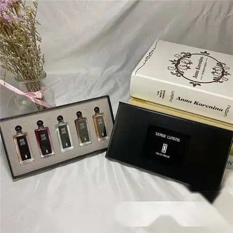 Serge Lutens Coffret 5 miniatures — photo 4