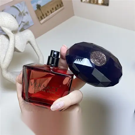 Versace Crystal Noir — photo 1