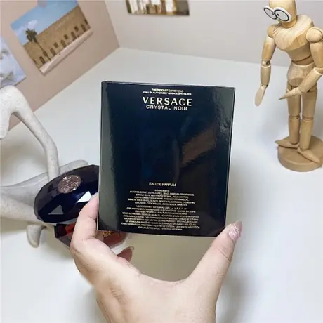 Versace Crystal Noir — photo 2