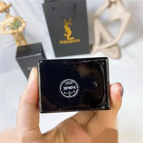 Yves Saint Laurent Y le Parfume — photo 1