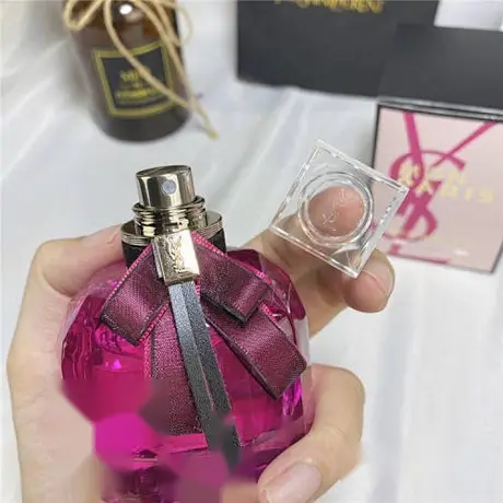 Yves Saint Laurent Mon Paris Intense — photo 3