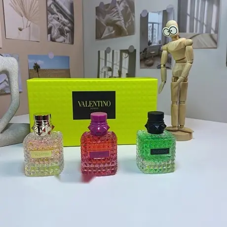 Valentino Coffret Donna Born in Roma — photo 5