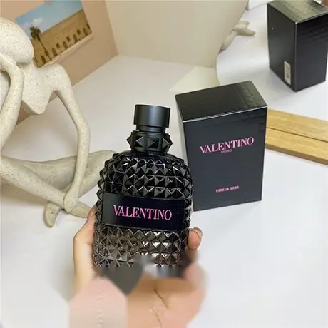 Valentino Uomo Born in Roma — photo 2