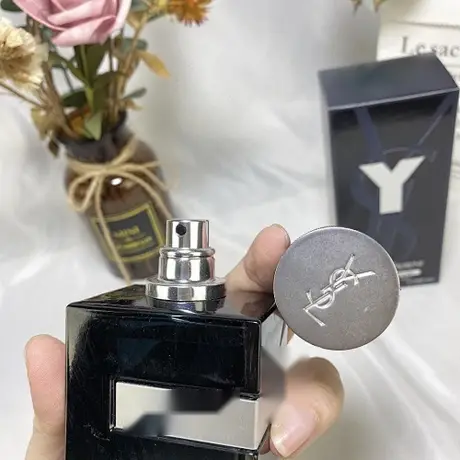 Yves Saint Laurent Y — photo 2