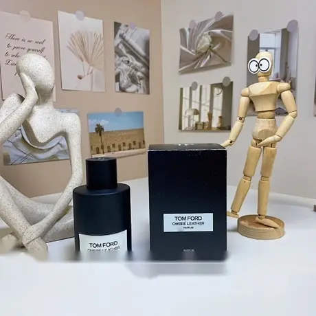 Tom Ford Ombre Leather Parfum — photo 5