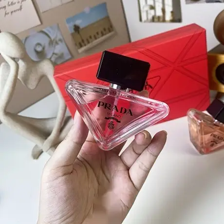 Prada Red — photo 3