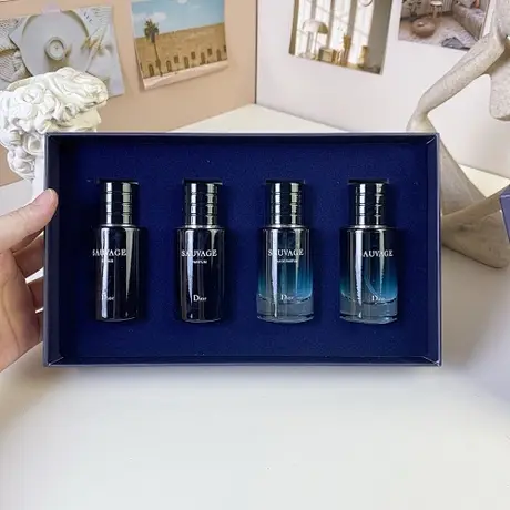 Dior Sauvage - coffret 4 flacons Coffret 4 x — photo 2