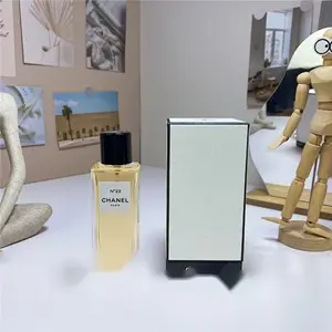 Chanel N°22